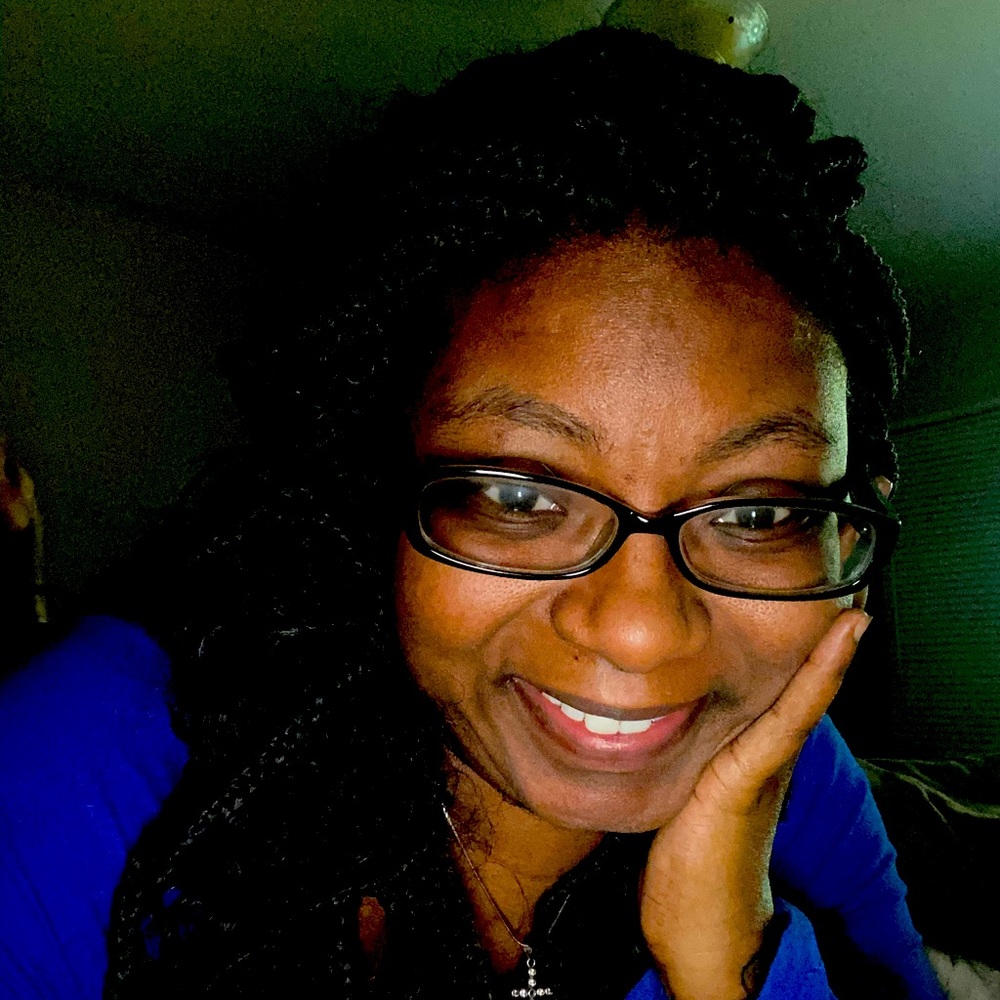 Meet your Posher, Stacy